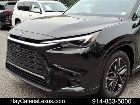 Certified 2024 Lexus TX 350 AWD w/ Captains Chair Package image 6