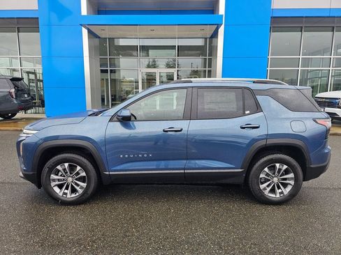 New 2026 Chevrolet Equinox LT w/ Convenience Package II image 2