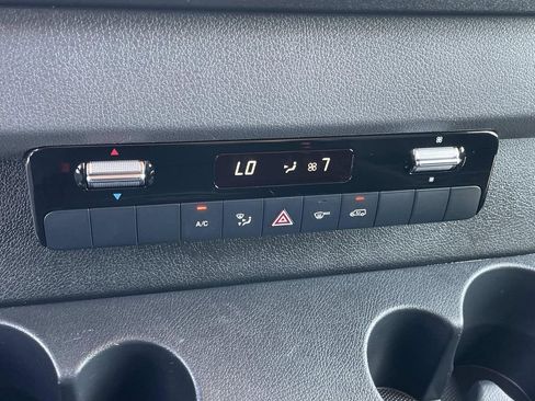Used 2023 Mercedes-Benz Sprinter 2500 image 26