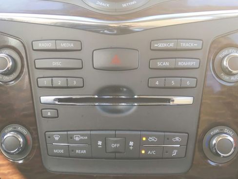 Used 2019 Nissan Armada Platinum w/ Captain's Chairs Package image 27