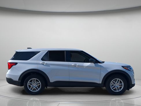 New 2026 Ford Explorer Active image 42