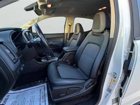 Used 2017 Chevrolet Colorado Z71 image 27