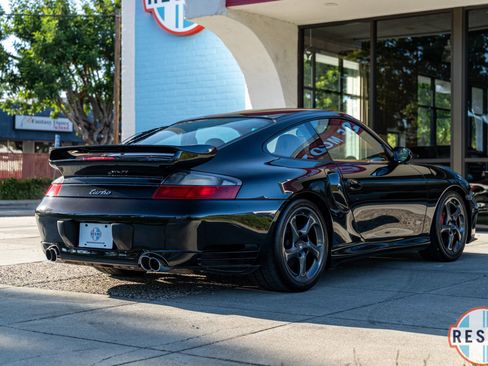 Used 2003 Porsche 911 Turbo image 6