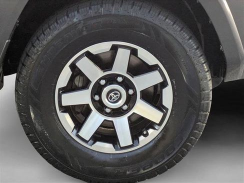 Used 2021 Toyota 4Runner TRD Off-Road image 20