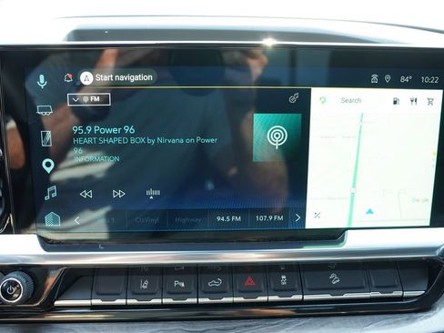 Used 2025 Chevrolet Silverado 3500 LTZ w/ LTZ Plus Package AWD/4WD image 31