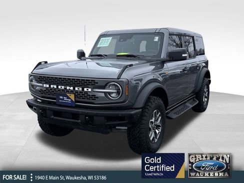 Certified 2024 Ford Bronco Badlands image 1
