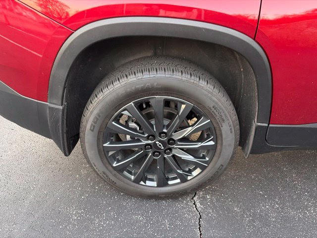Certified 2023 Chevrolet Traverse RS w/ LPO, Floor Liner Package AWD/4WD image 2