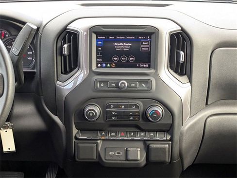 Used 2021 Chevrolet Silverado 1500 Custom image 6
