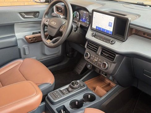 Used 2024 Ford Maverick Lariat FWD image 9