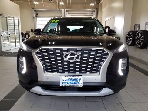 Used 2022 Hyundai Palisade SEL w/ 8P Bench Seat Package AWD/4WD image 17