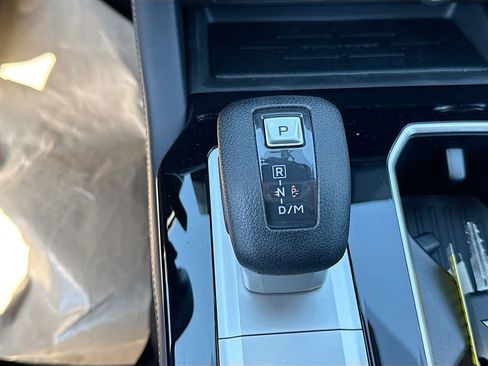 New 2026 Mitsubishi Outlander ES FWD image 17