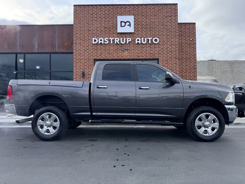 Used 2017 RAM 2500 Big Horn image 9