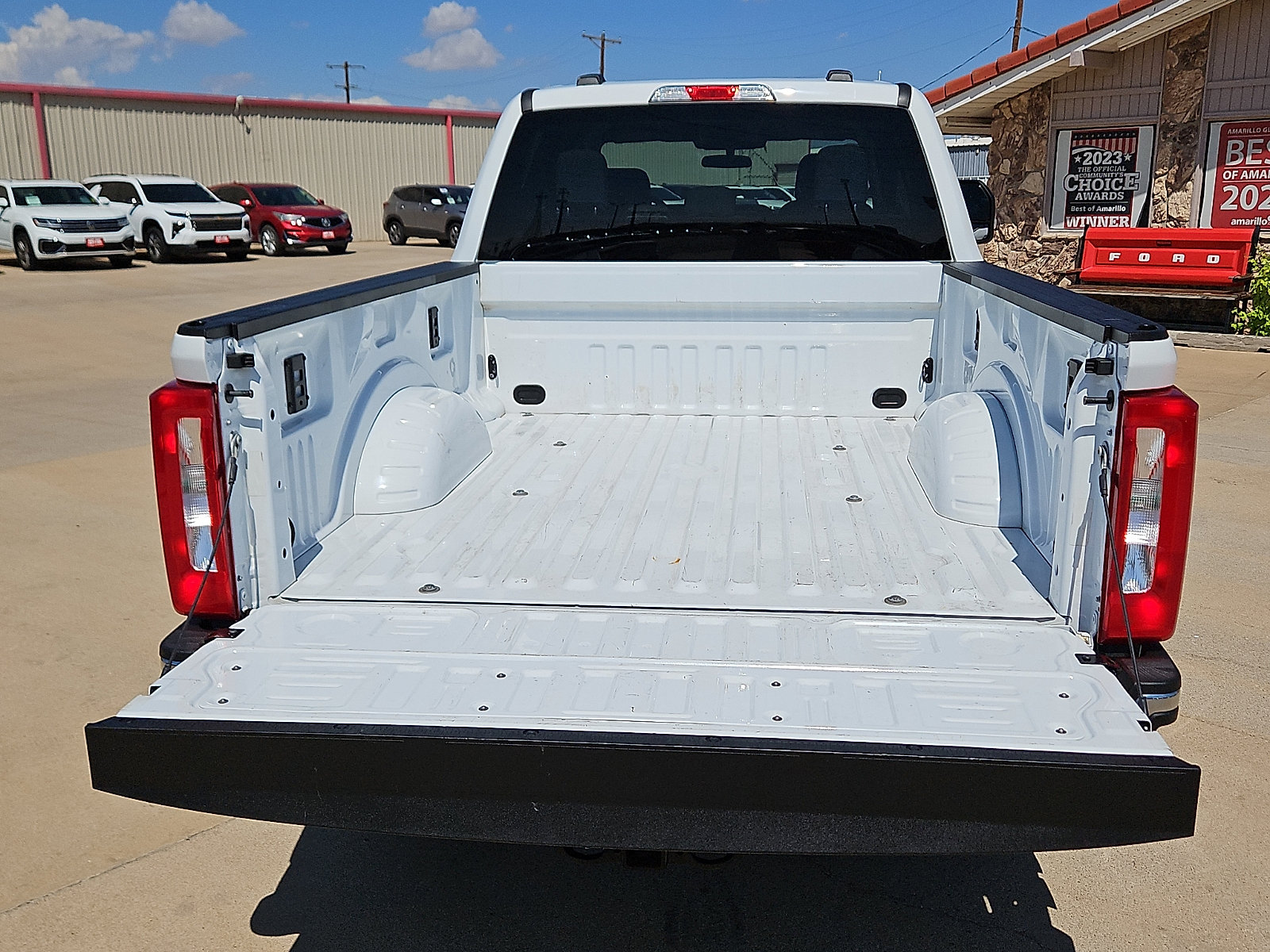 Used 2025 Ford F250 XLT w/ FX4 Off-Road Package AWD/4WD image 8
