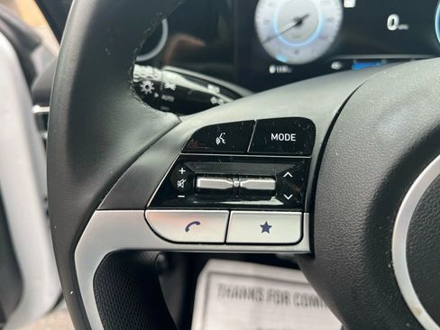 Used 2025 Hyundai Elantra Limited image 20