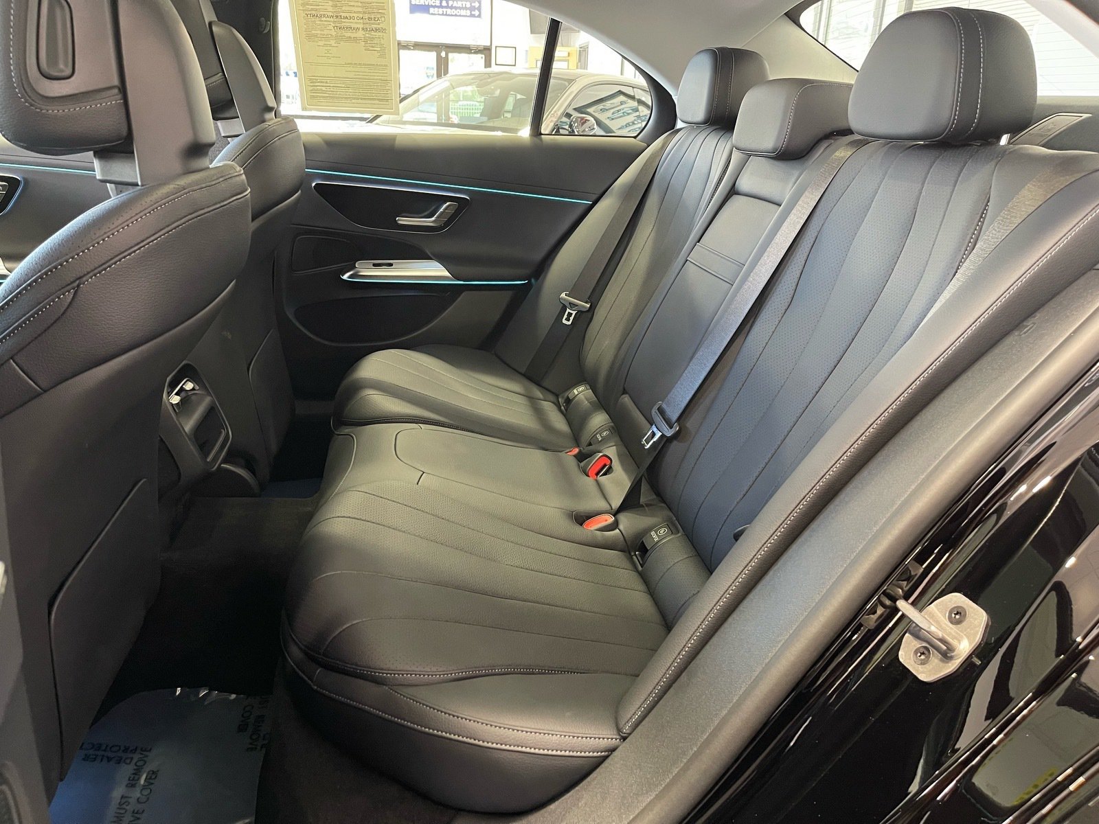 Used 2025 Mercedes-Benz E 350 Sedan image 34