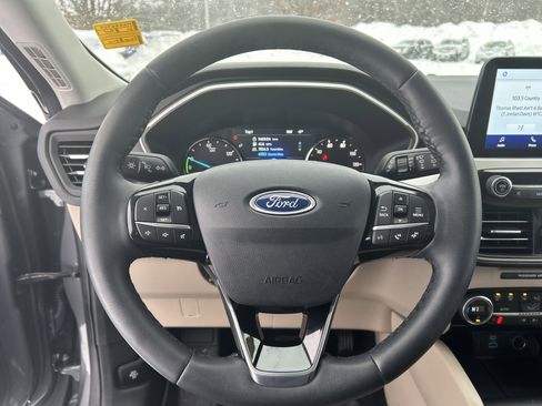 Certified 2021 Ford Escape SEL image 15