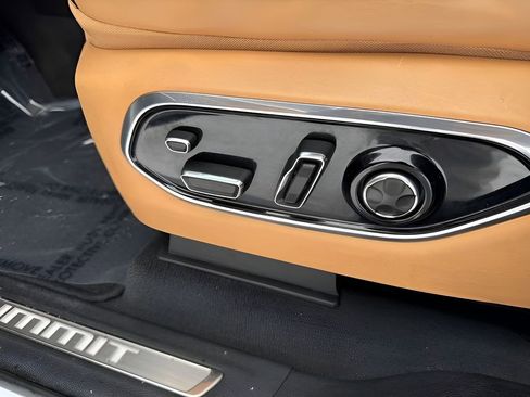 Used 2022 Jeep Grand Cherokee L Summit w/ Advanced Protech Group IV image 42