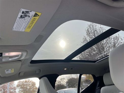 New 2026 Volvo XC40 B5 Plus w/ Protection Package Premier image 23