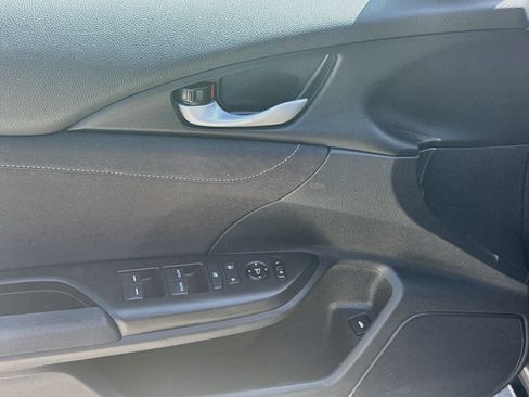Used 2022 Honda Insight EX image 16