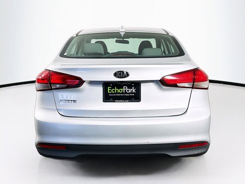 Used 2017 Kia Forte LX FWD image 7