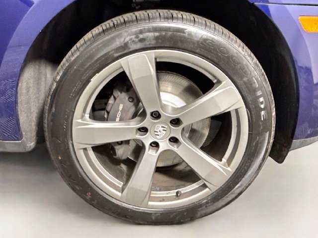 Used 2023 Porsche Macan AWD/4WD image 30