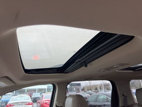 Used 2014 GMC Acadia Denali image 23