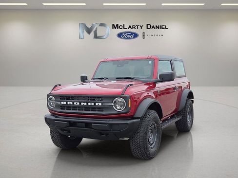 New 2025 Ford Bronco 2-Door w/ Sasquatch Package AWD/4WD image 2