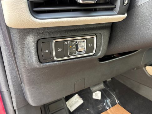 New 2026 Lincoln Corsair Premiere image 14