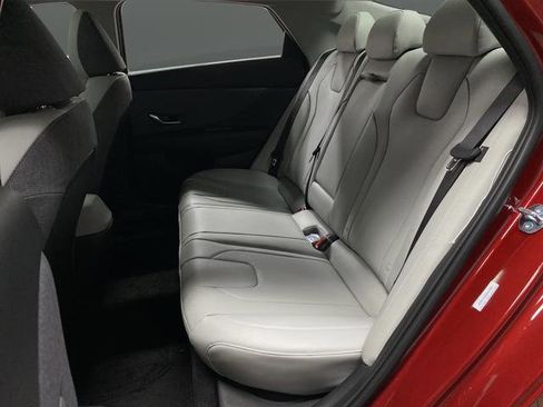 New 2026 Hyundai Elantra Limited image 29