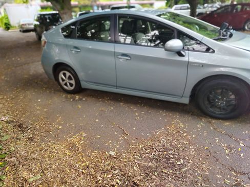 Used 2013 Toyota Prius Four FWD image 13