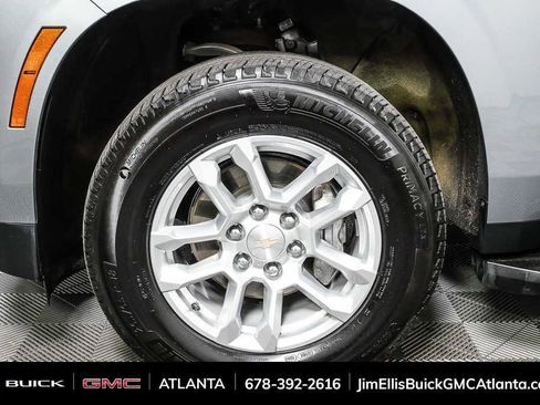 Used 2025 Chevrolet Tahoe LT AWD/4WD image 39