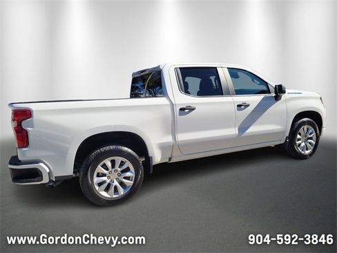 New 2025 Chevrolet Silverado 1500 Custom image 5
