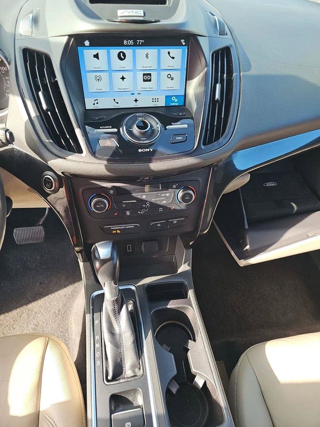 Used 2017 Ford Escape Titanium FWD image 17