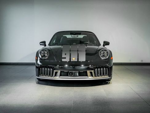 Used 2026 Porsche 911 Carrera GTS RWD image 10