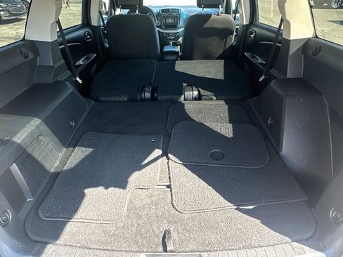 Used 2017 Dodge Journey SE FWD image 22