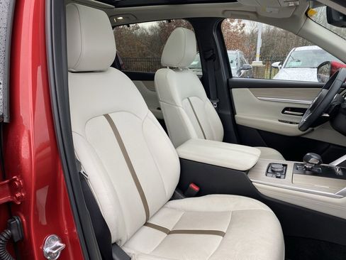 Used 2024 MAZDA CX-90 Plug-In Hybrid w/ Premium Plus image 31