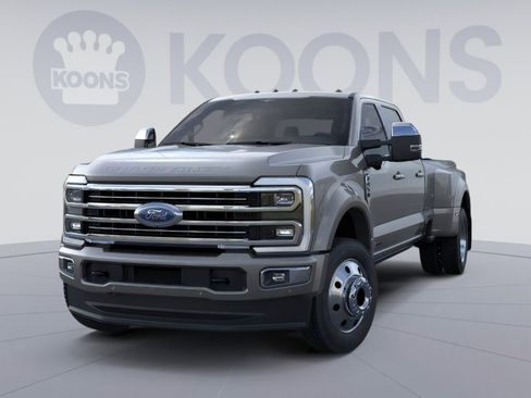New 2026 Ford F450 Platinum w/ Platinum Plus Package image 2