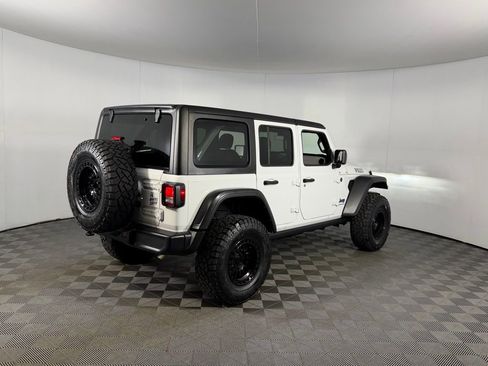 Certified 2025 Jeep Wrangler Willys 4xe image 5