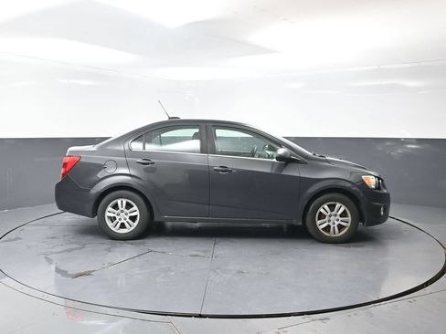 Used 2015 Chevrolet Sonic LT FWD image 2