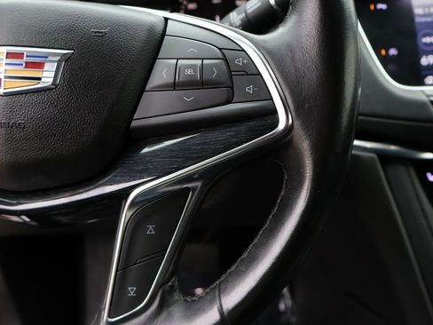 Used 2020 Cadillac XT5 Premium Luxury image 40