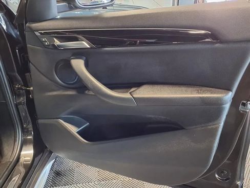 Used 2019 BMW X1 xDrive28i w/ Convenience Package AWD/4WD image 13