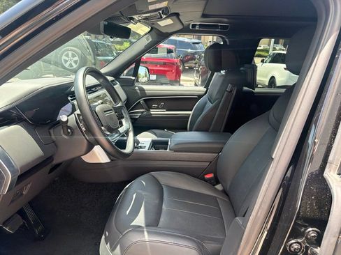 Used 2024 Land Rover Range Rover Long Wheelbase Autobiography AWD/4WD image 8