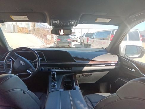 Used 2021 Cadillac Escalade ESV Luxury image 13
