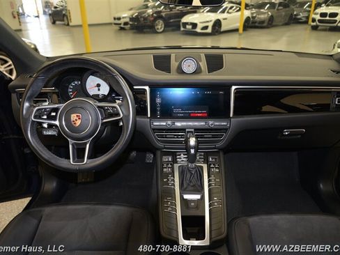 Used 2020 Porsche Macan S image 14