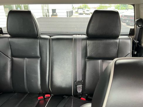 Used 2009 HUMMER H3T Luxury AWD/4WD image 15