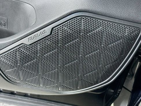Certified 2025 Toyota RAV4 XLE FWD image 19