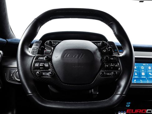 Used 2018 Ford GT RWD image 35