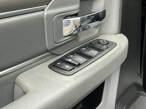 Used 2018 RAM 2500 SLT image 22