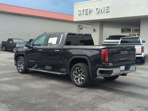 Used 2024 GMC Sierra 1500 SLT RWD image 4