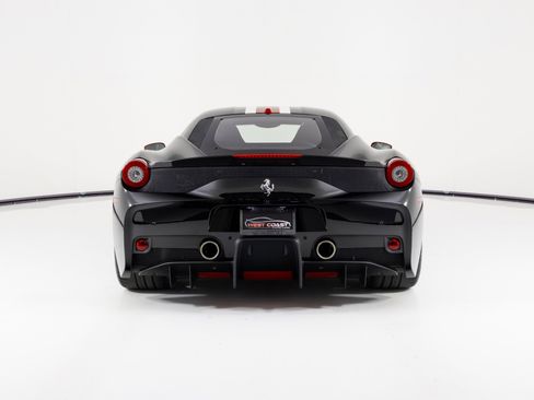 Used 2015 Ferrari 458 Speciale Coupe image 4